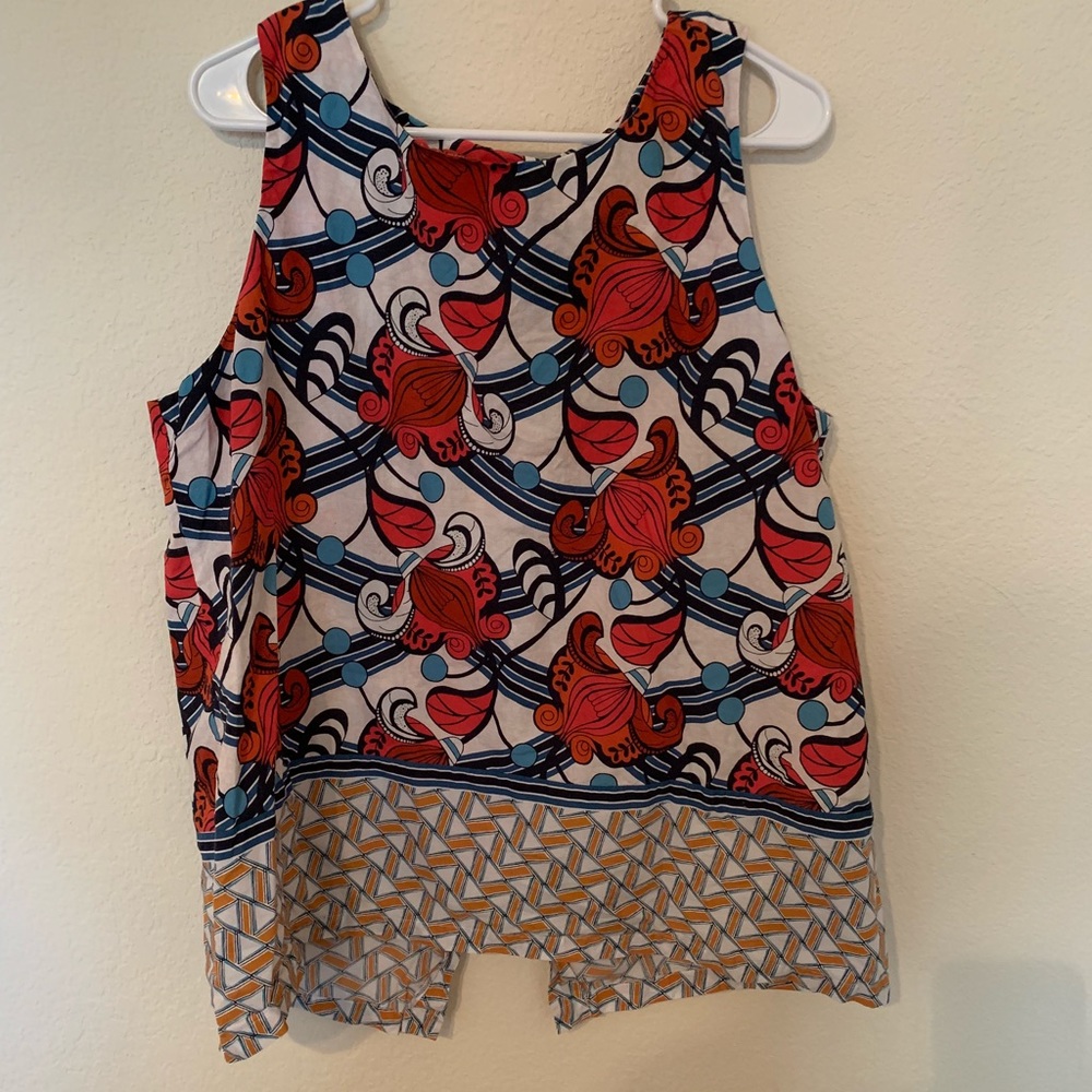 Sleeveless top